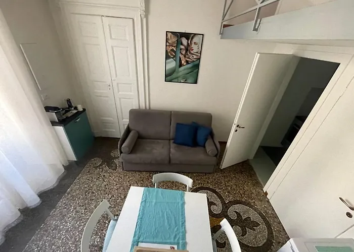 Centralissimo Su Due Livelli 1 A 10 Minuti A Piedi Dal Museo Egizio *